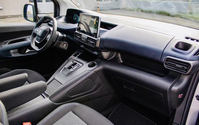 Peugeot Rifter cena 250500 przebieg: 10, rok produkcji 2024 z Sompolno małe 301